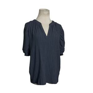 Current Air gray short sleeves plisse blouse top size Medium